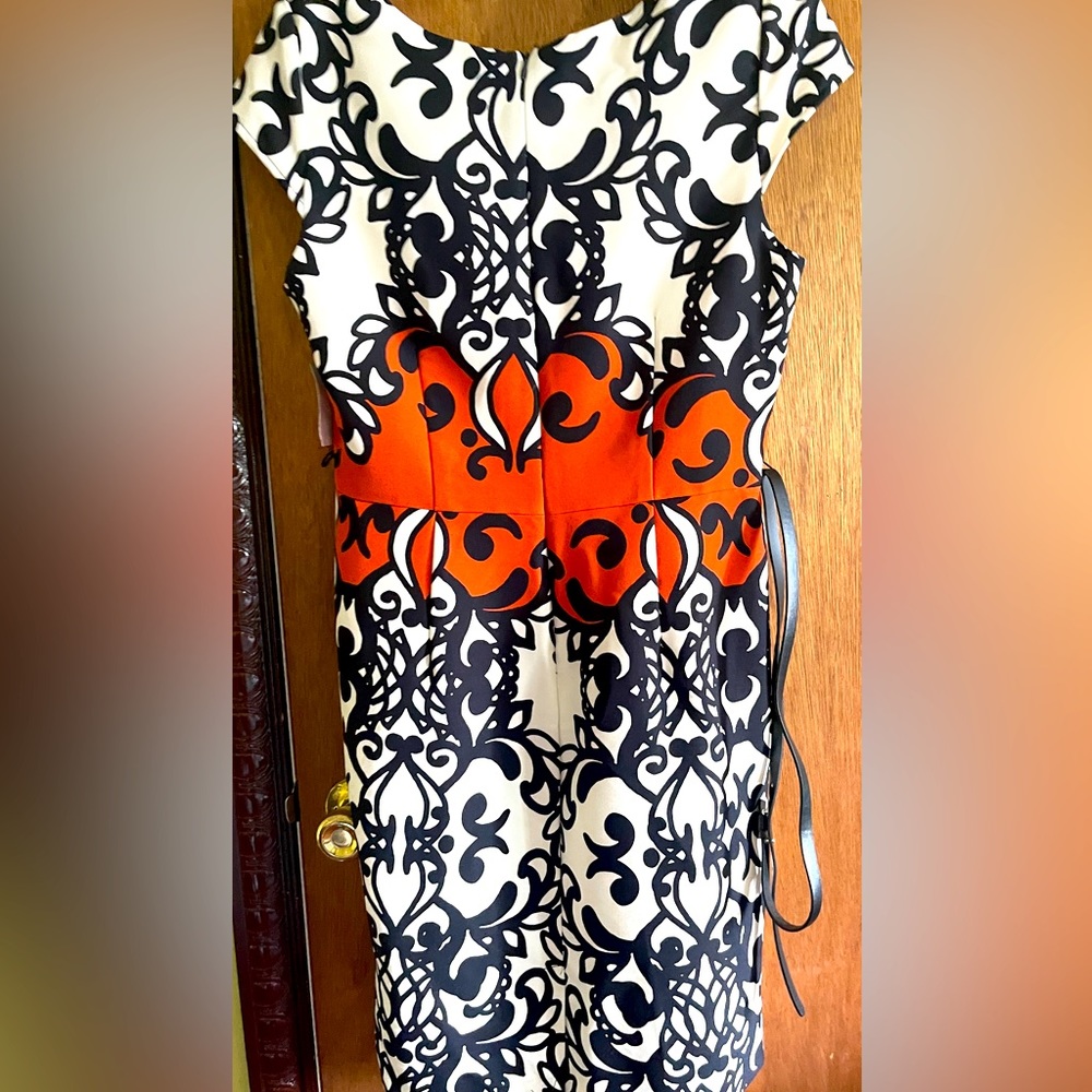 Belted size 10 sheath dress